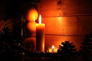 Beeswax Candle Burning Tips for Busy People