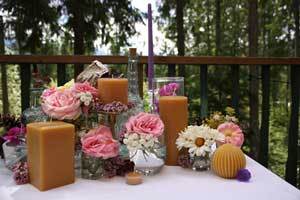 Are you a Store in Search of Wholesale Bulk Beeswax Candles?