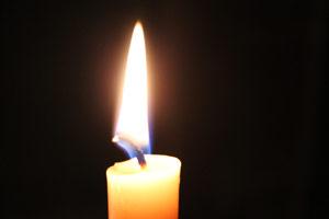 Candle Burning Tip from a Beeswax Candle Lover