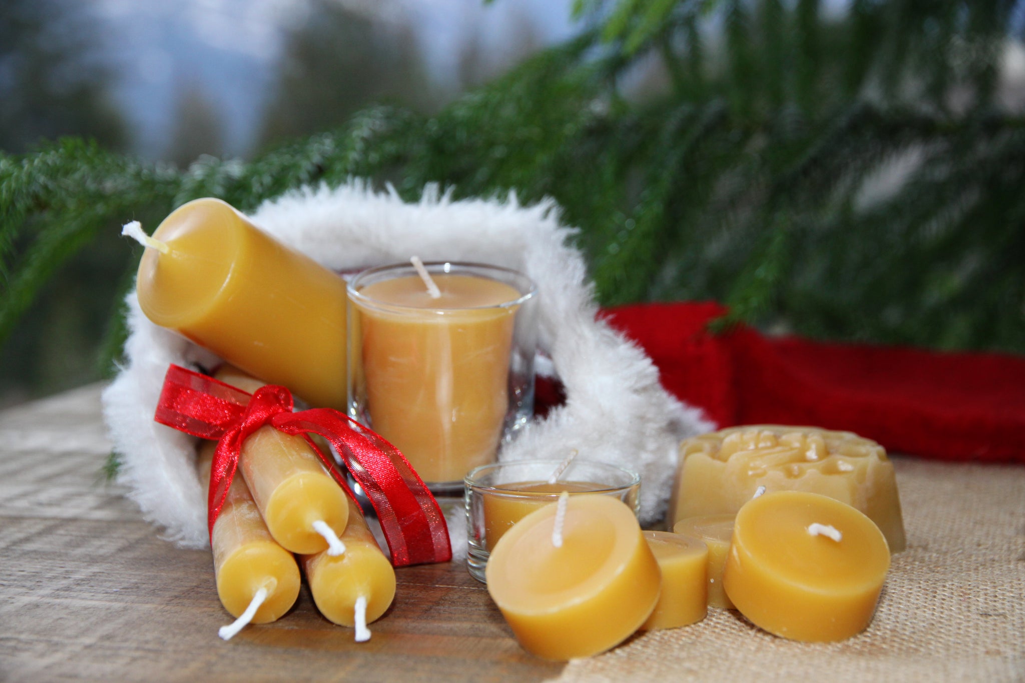 Merry Christmas from Honey Candles!