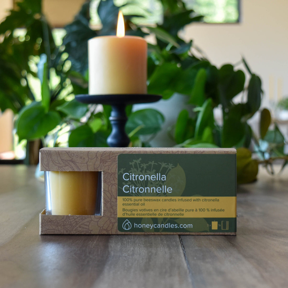 Citronella Candles: Natural Insect Repellent for Outdoor Spaces