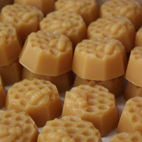 How to use Beeswax Blocks in your DIY Recipes