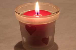 Which Beeswax Candles Do We Recommend as Valentine's Day Gifts?