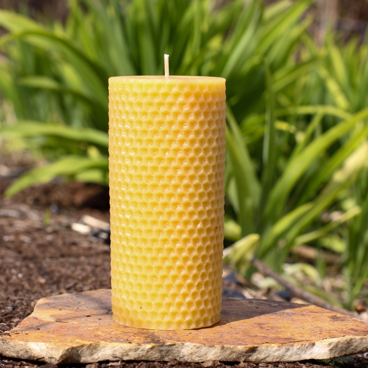 Natural Beeswax Honeycomb Pillar